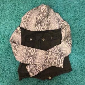 Fall Fashion Jacket with Fleece Tribal Sleeves